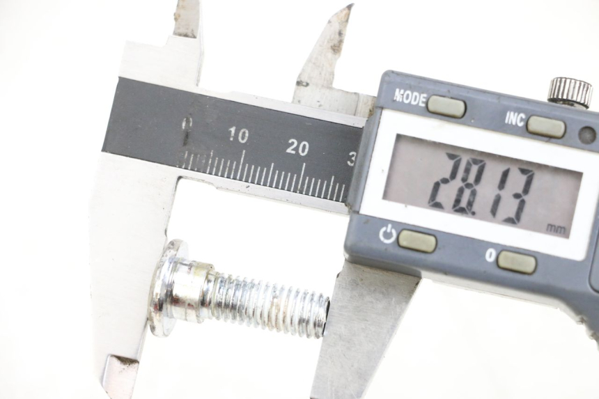 photo de BRAKE DISC BOLT BEELINE VELOCE 4T 50 (2011 - 2020) - Zoom on usage condition