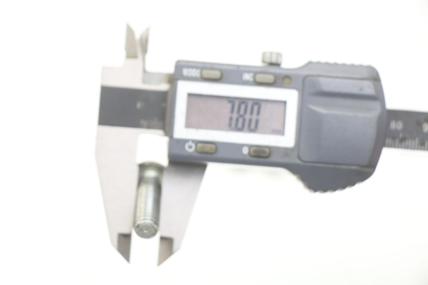 photo de BRAKE DISC BOLT PEUGEOT VIVACITY 125 (2010 - 2017) - Technical close-up