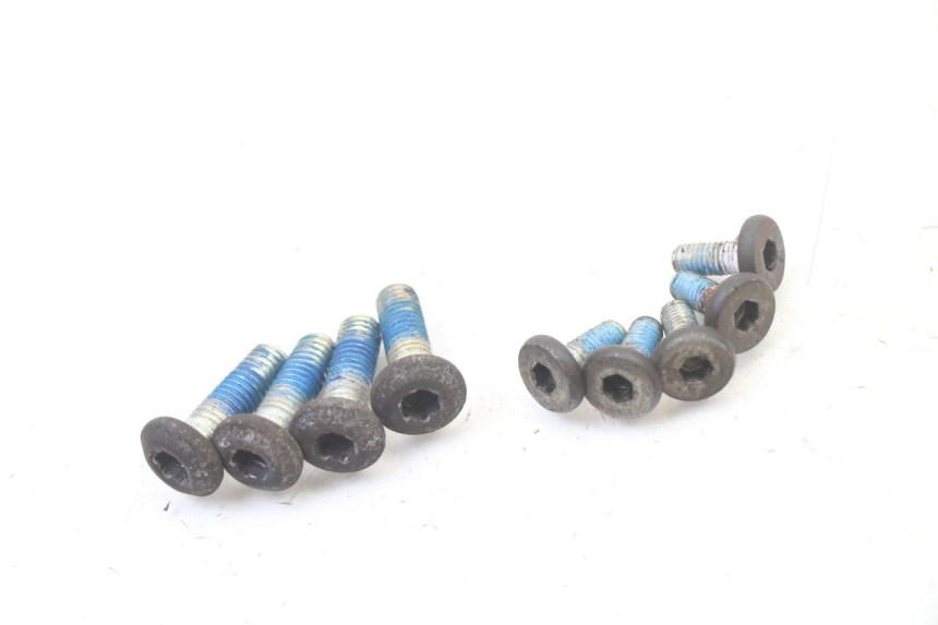 photo de BRAKE DISC BOLT YAMAHA XMAX X-MAX 125 (2006 - 2009) - Zoom on usage condition