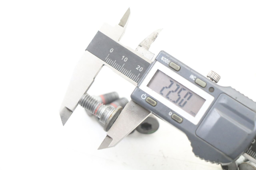 photo de BRAKE DISC BOLT YAMAHA TRACER 7 700 (2020 - 2024) - Fixing points details