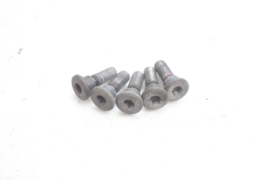 photo de BRAKE DISC BOLT YAMAHA YP MAJESTY 125 (2002 - 2006) - Component detail