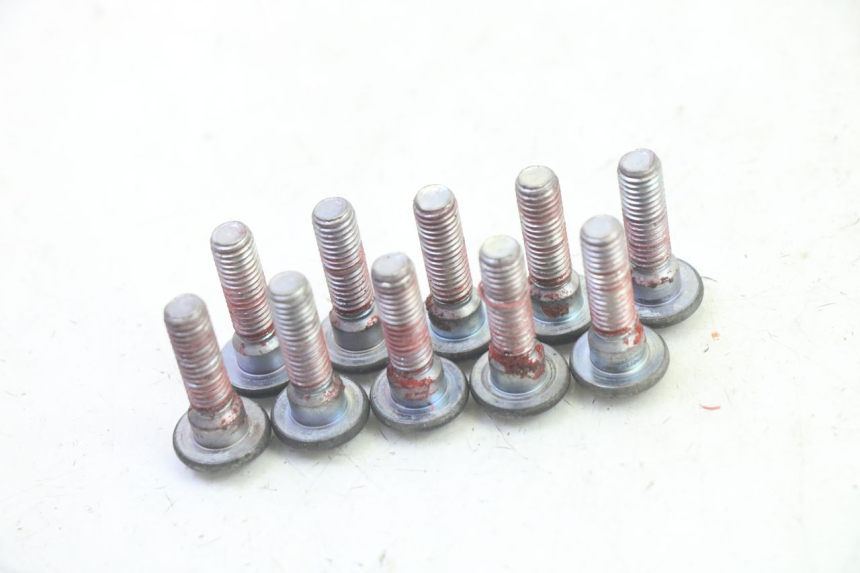 photo de BRAKE DISC BOLT KAWASAKI ZR 7 750 (1999 - 2004) - Zoom on usage condition